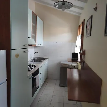 Con Terrazza Apartment *