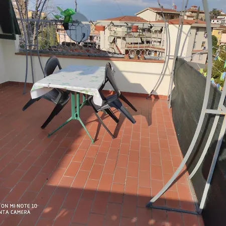 Con Terrazza Appartement